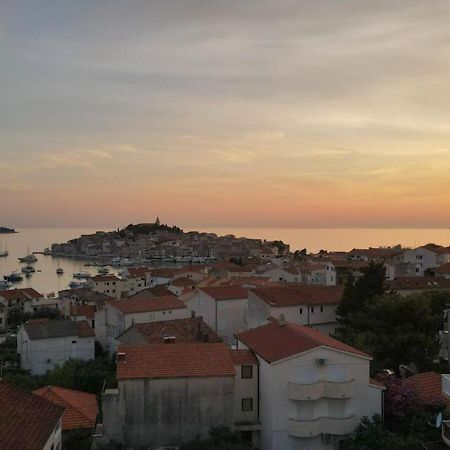 Lucija Apartment Primošten Екстериор снимка