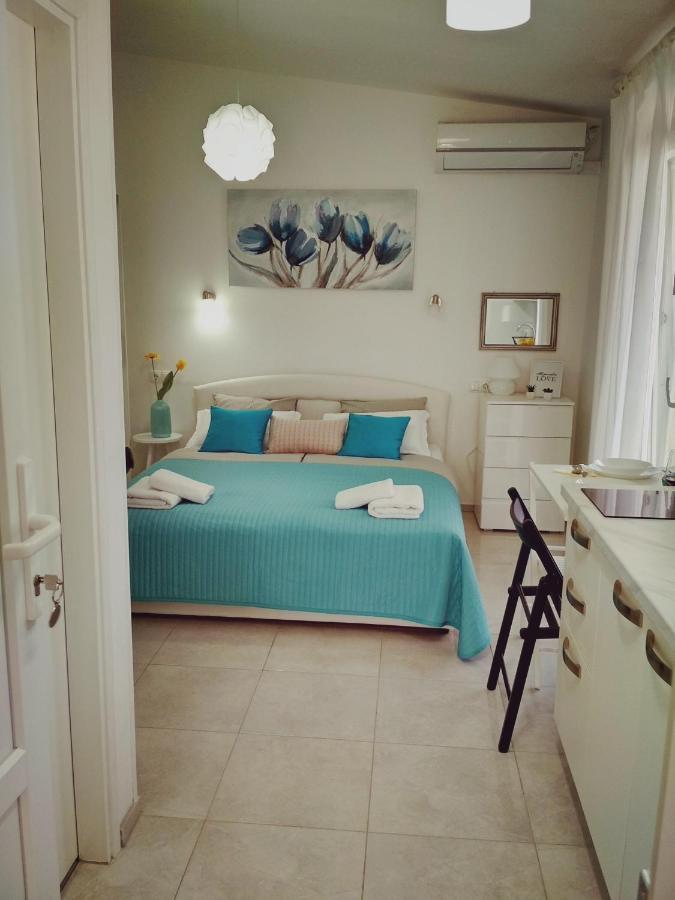 Lucija Apartment Primošten Екстериор снимка